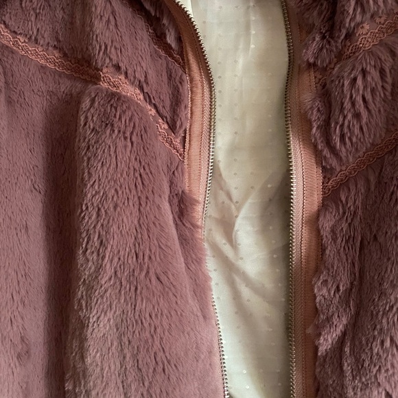 Anthropologie fuzzy jacket XL NWOT - Picture 3 of 8